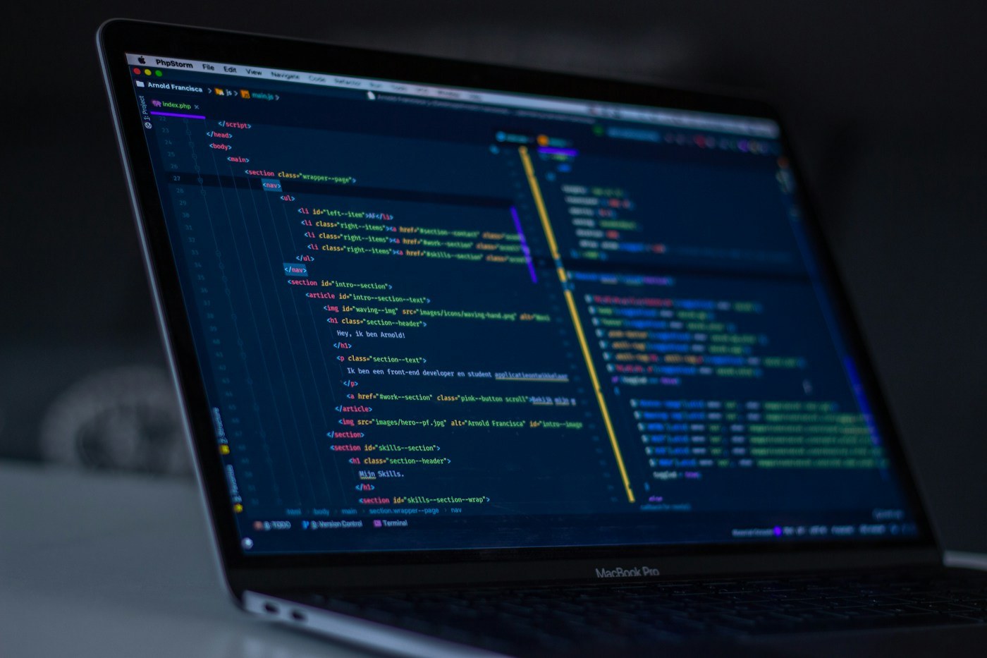 Código de programación en una pantalla