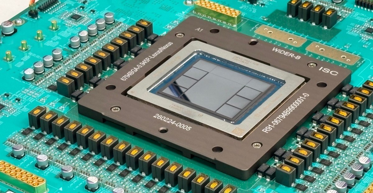 Imagen de la fuente para «OpenAI presenta los benchmarks de su chip Jalapeño»